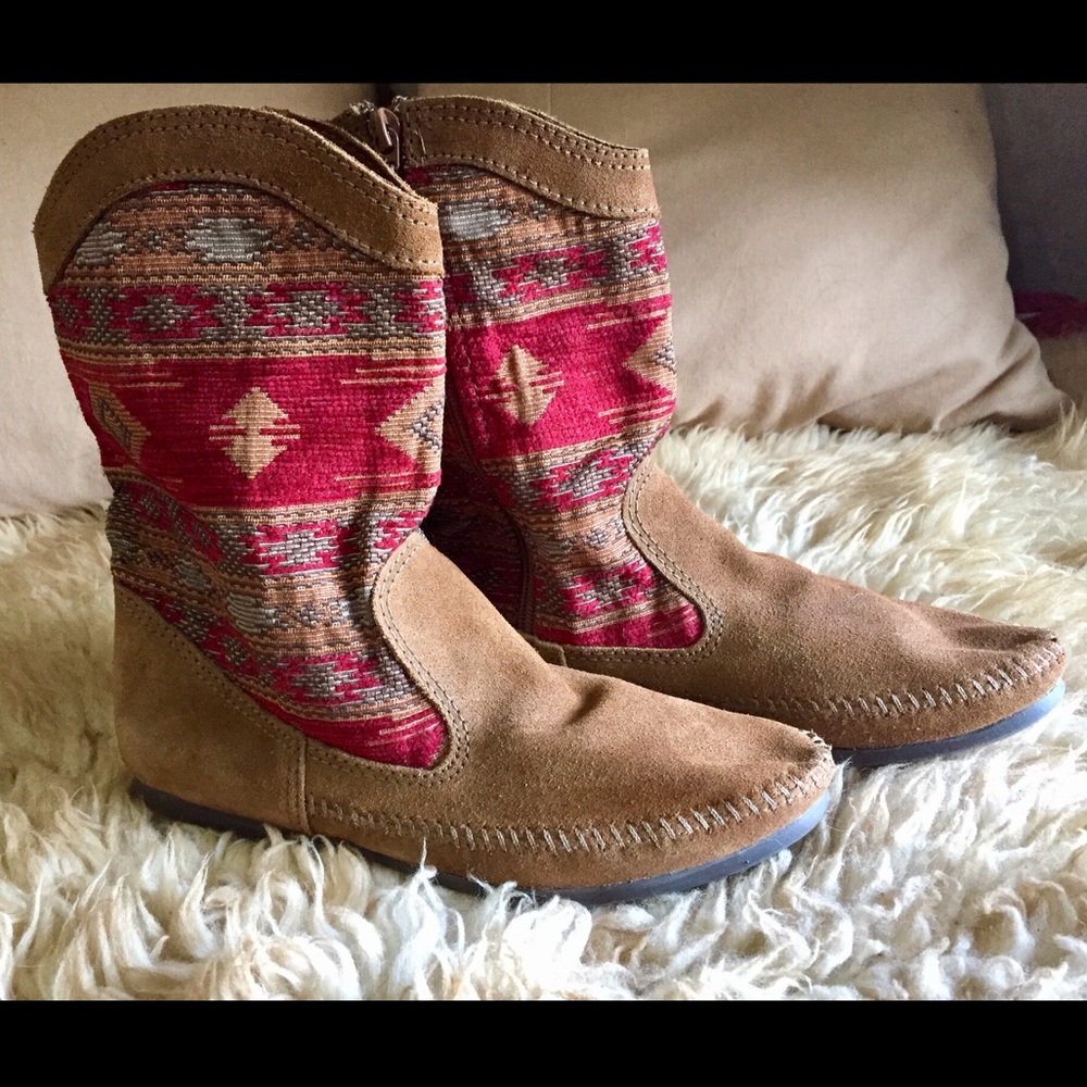Brown and Red Patterned Women's Boots